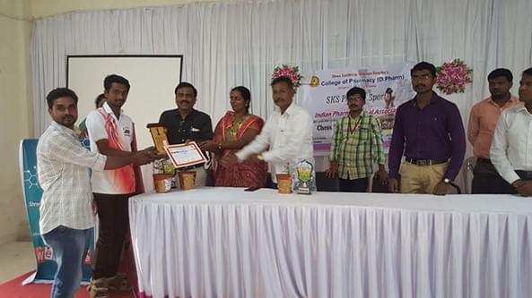 Dr. J. J. Magdum Pharmacy College Kolhapur Sports photo 3